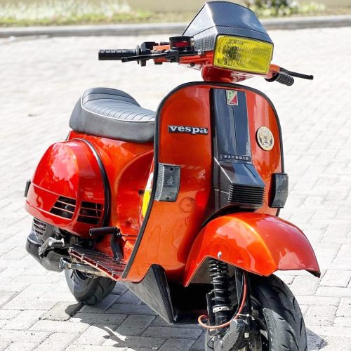 Orange Vespa excel custom modified

Cek web vespapx.net for more photo gallery and accessories. hastag mention/tag @vespapxnet for repost  story 


feature @arifinekosaputro_