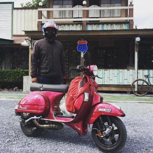 Maroon red purple custom Vespa PX with Vespa wheel

Order Vespa genuine wheel from official dealer
Contact Wa 0819-04-595959
Cek photos in highlight @vesparkindo 

hashtag and mention @vespapxnet for feature repost
Check website www.vespapx.net for more 

@cikguamir91