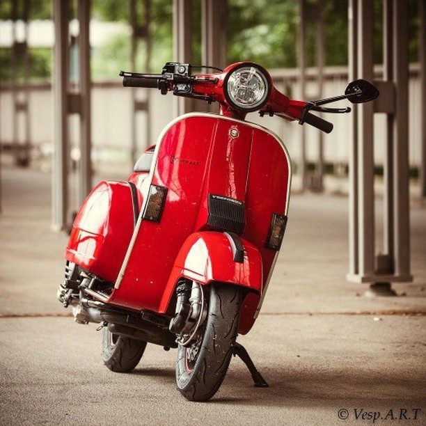 Red Vespa PX custom

hashtag and mention @vespapxnet for feature repost
Check website www.vespapx.net for more 

@vesp.a.r.t