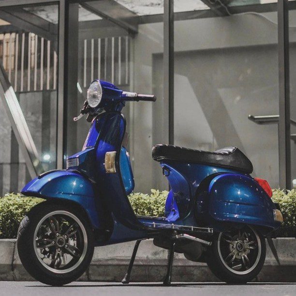 Blue Vespa PX custom modified 

Order Vespa genuine wheel from official dealer
Contact Wa 0819-04-595959
Cek photos in highlight @vesparkindo 
Atau shop online www.tokopedia.com/vesparkindo 

Hashtag and mention @vespapxnet for feature repost
Check website www.vespapx.net for more 

@rafifdrmwn