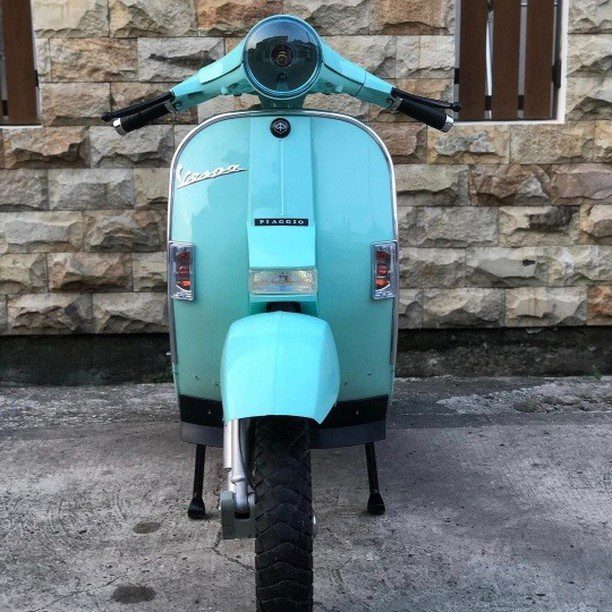 Green blue Vespa PX custom 

hashtag and mention @vespapxnet for feature repost
Check website www.vespapx.net for more 

@kanklasik_kanasik