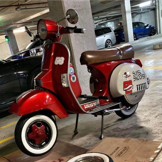 Red and white Vespa PX custom 

hashtag and mention @vespapxnet for feature repost
Check website www.vespapx.net for more

@yokobro42