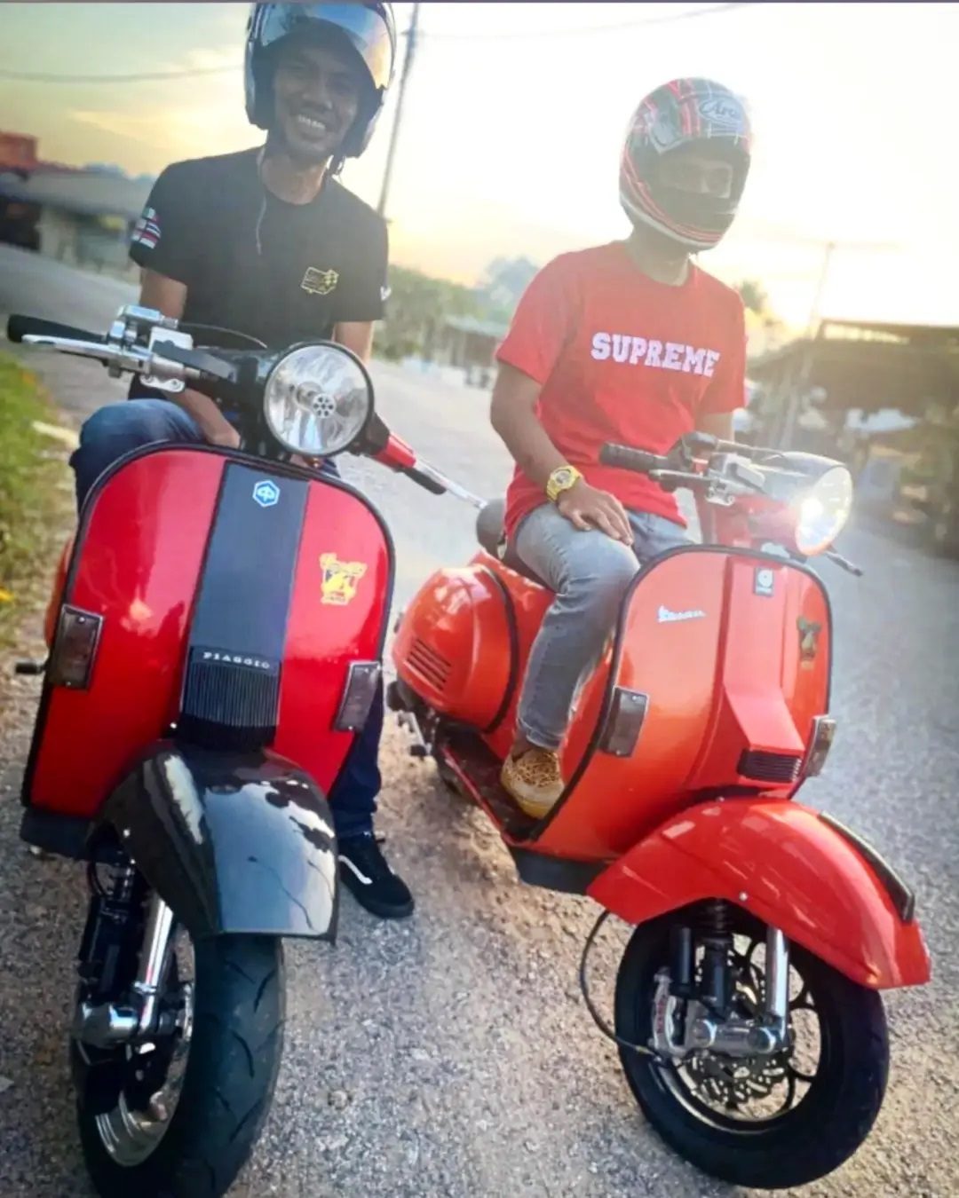 Red Vespa PX custom modified 

Order Vespa genuine wheel from official dealer
Contact Wa 0819-04-595959
Cek photos in highlight @vesparkindo 
Atau shop online www.tokopedia.com/vesparkindo 

Hashtag and mention @vespapxnet for feature repost
Check website www.vespapx.net for more 

@boynasrin