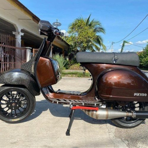 Brown bronze Vespa PX custom modified 

Order Vespa genuine wheel from official dealer
Contact Wa 0819-04-595959
Cek photos in highlight @vesparkindo 
Atau shop online www.tokopedia.com/vesparkindo 

Hashtag and mention @vespapxnet for feature repost
Check website www.vespapx.net for more 

@fendimuhammad888