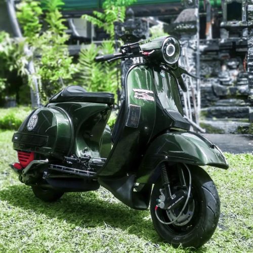 Racing green drophead Vespa PX custom modified

cek web vespapx.net for more photo gallery and accessories. hastag mention/tag @vespapxnet for repost 

feature @tonikdarmawan27