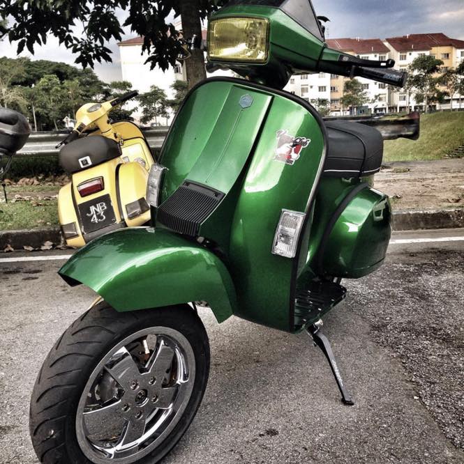 Green Vespa excel t5 custom modified with chrome GTS wheels

Cek web vespapx.net for more photo gallery and accessories. hastag mention/tag @vespapxnet for repost 

Cek toped for wheels, parts, accessories, merchandise @vesparkindo
Link in profile


feature @abgbrendo