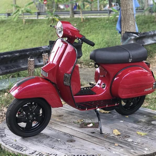 Red Vespa PX custom modified with black GTS wheels

Cek web vespapx.net for more photo gallery and accessories. hastag mention/tag @vespapxnet for repost 

Cek toped for wheels, parts, accessories, merchandise @vesparkindo
Link in profile


feature @abgbrendo